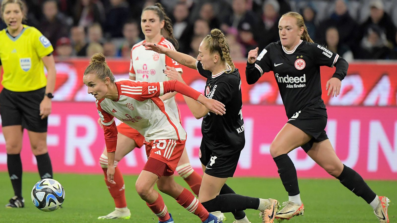 Frauen-Bundesliga: FC Bayern Spielt Unentschieden Gegen Frankfurt ...