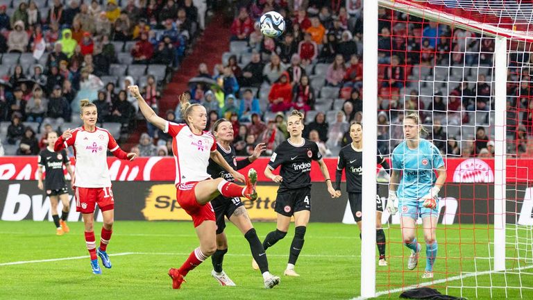 Der FC Bayern und Eintracht Frankfurt kennen nun ihre Gegner in der Frauen-Champions-League.