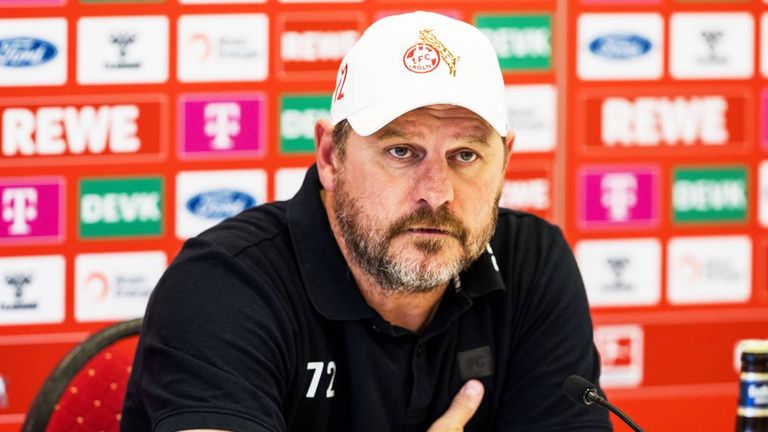 Steffen Baumgart wurde bei der Köln-PK auf die mögliche Rückkehr von Lukas Podolski angesprochen. 