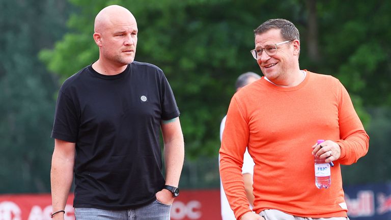RB-Sportdirektor Rouven Schröder (l.) hat mit Bedauern auf das Aus von Max Eberl reagiert.