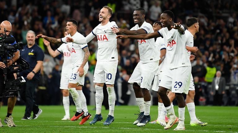 Tottenham Hotspur: Sieben Spiele, fünf Siege, zwei Unentschieden - 17 Punkte, 17:8 Tore.
