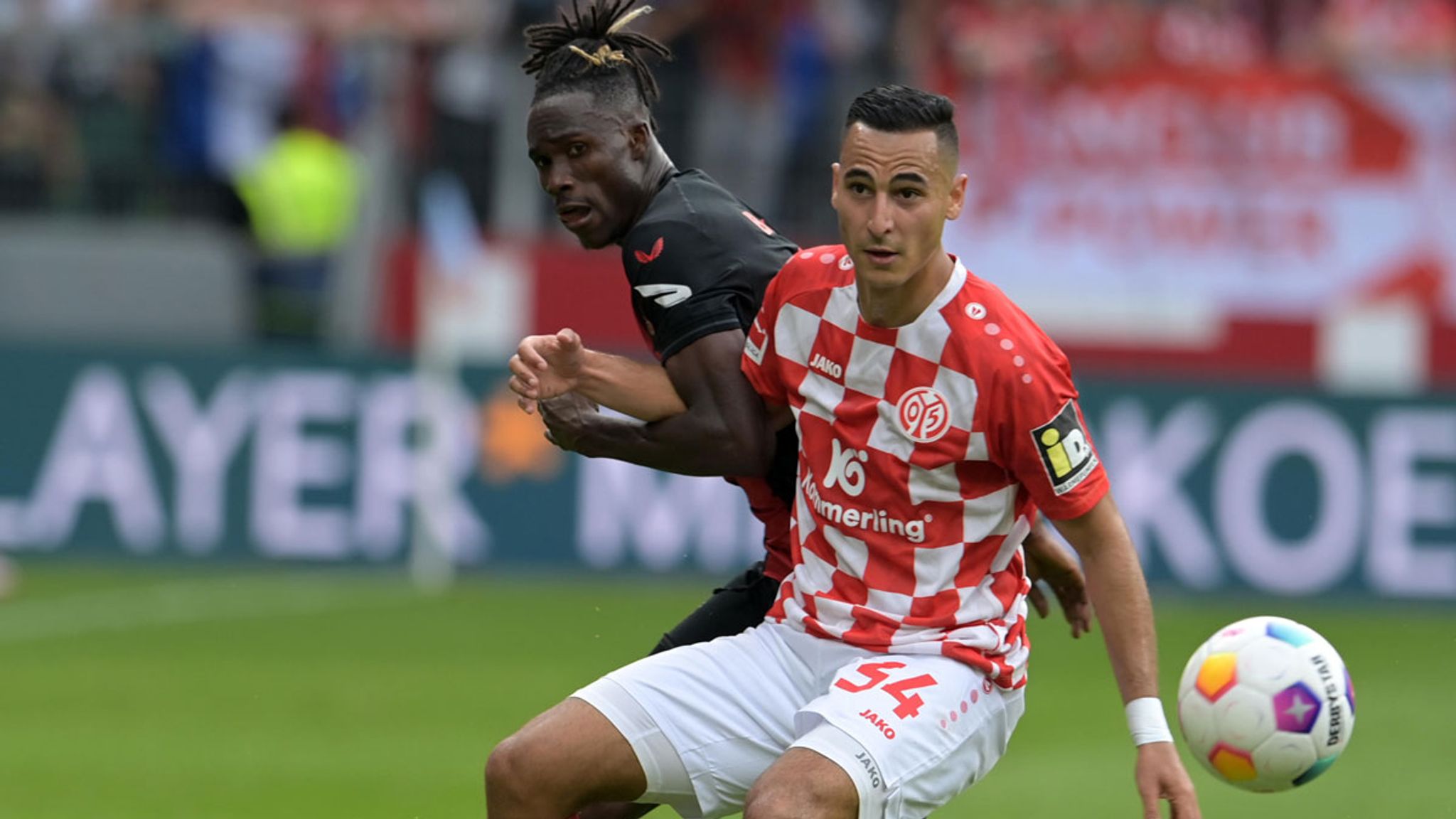 Anwar El Ghazi meldet sich nach Kündigung durch seinen Arbeitgeber FSV