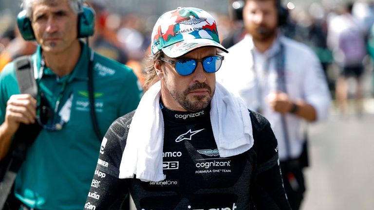 Fernando Alonso hat sich zu Gerüchten um einen möglichen Wechsel zu Red Bull geäußert.