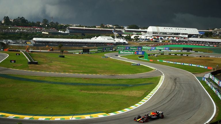 Dunkle Wolken zogen beim Grand Prix von Brasilien während des Qualifyings auf.