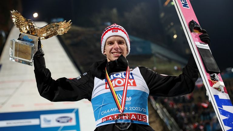 Der Norweger Halvor Egner Granerud geht als Titelverteidiger in die Vierschanzentournee 2023/24.