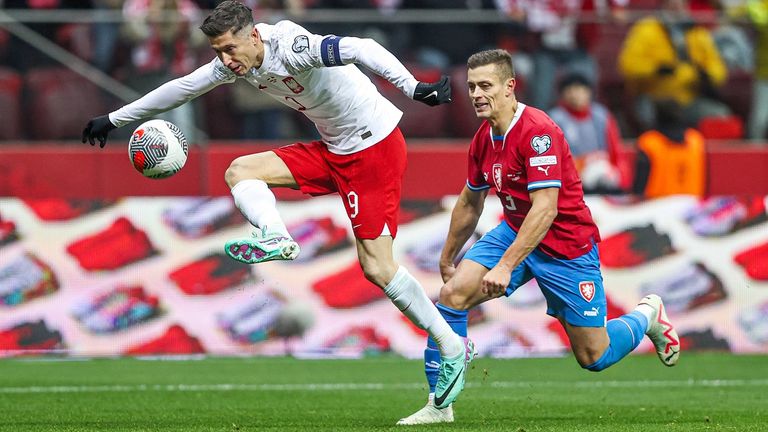 Robert Lewandowski und Polen haben noch über die Playoffs die Chance sich für die Euro 2024 zu qualifizieren.