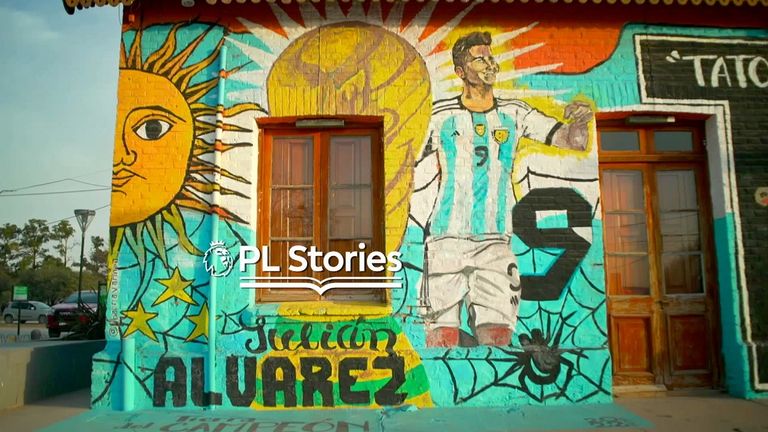 PL Stories stellt Persönlichkeiten vor, die die Premier League Geschichte geprägt haben. In dieser Ausgabe: Julián Álvarez