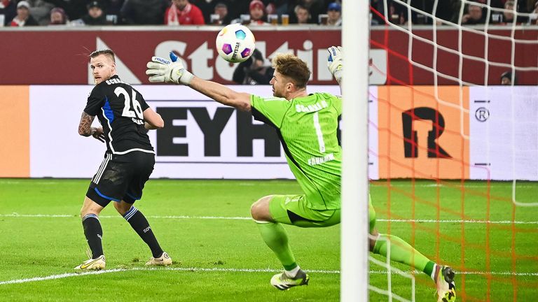 Schalke 04 steckt nach der Niederlage in Düsseldorf weiter im Tabellenkeller fest.