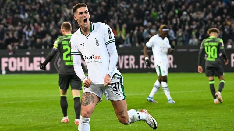 Tomas Cvancara und Borussia Mönchengladbach jubeln über den Heimsieg gegen den VfL Wolfsburg.