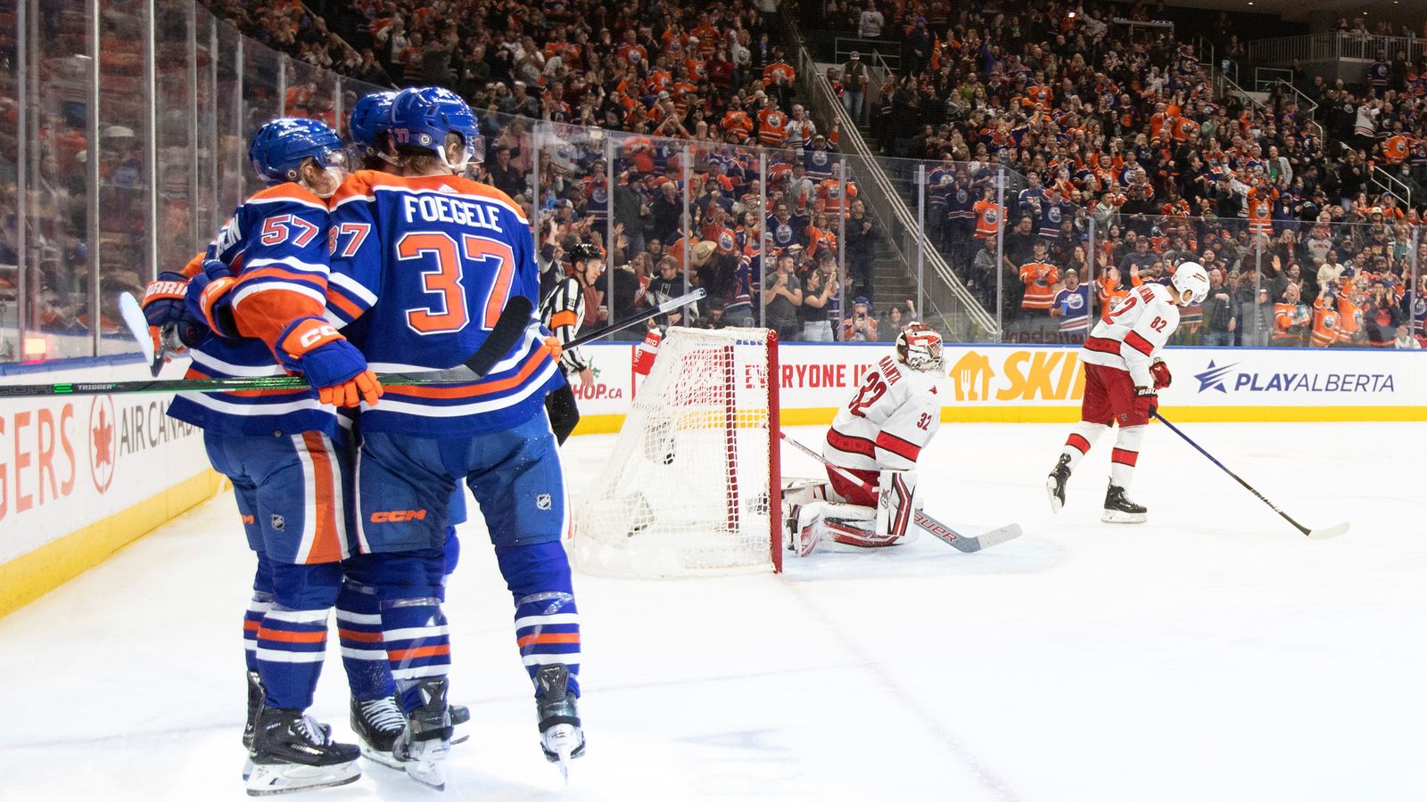 NHL Edmonton gewinnt erneut NHL News Sky Sport