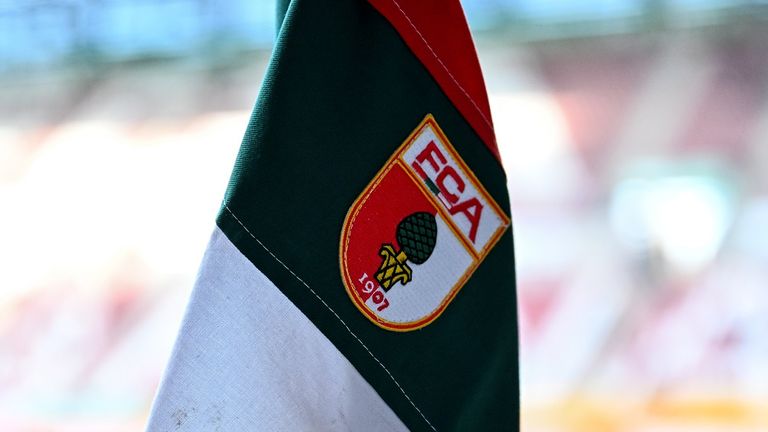 Der FC Augsburg hat in der Saison 2022/23 rote Zahlen geschrieben.