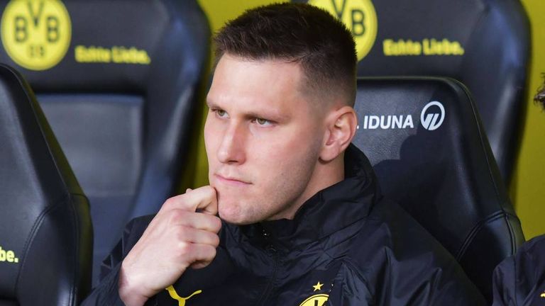 Niklas Süle ist mit seiner Rolle beim BVB derzeit sehr unzufrieden. 