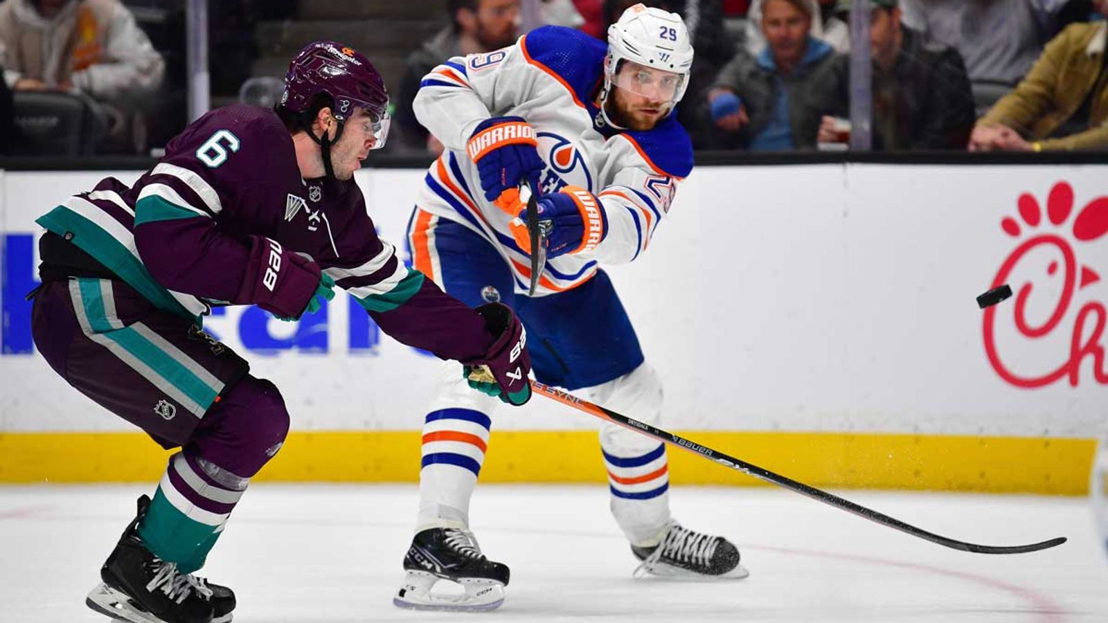 Leon Draisaitl Feiert Kantersieg Mit Den Edmonton Oilers | NHL News ...