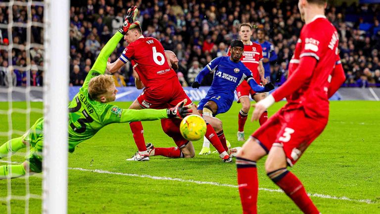 Der FC Chelsea feiert im Ligapokal-Halbfinale einen deutlichen 6:1-Sieg gegen Middlesbrough.