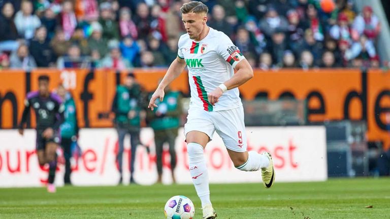 Erdemin Demirovic (FC Augsburg / 2. Nominierung für die kicker-Elf).