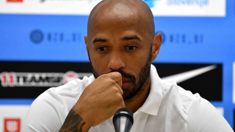 Thierry Henry gewann mit der französischen Nationalmannschaft den Welt- und Europameistertitel.