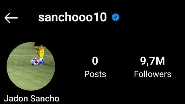 Jadon Sancho hat seinen seit Monaten inaktiven Instagram-Account wieder aktiviert und ein Bild mit schwarzgelben Stutzen eingesetzt (Quelle: Instagram/ sanchooo10)