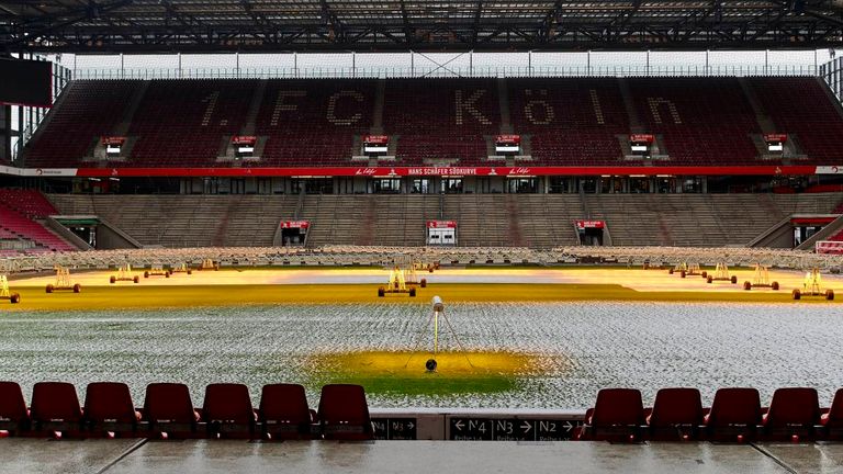 In Köln hat es in den vergangenen Tagen stark geschneit.