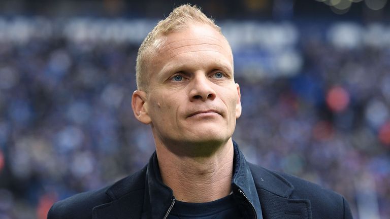 Karel Geraerts kämpft mit dem FC Schalke 04 gegen den Abstieg aus der 2. Bundesliga.