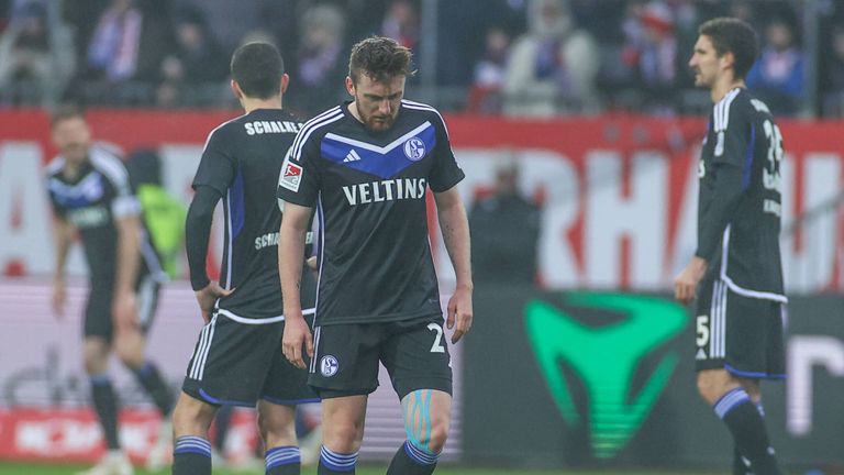 Der FC Schalke 04 enttäuscht bei Holstein Kiel.