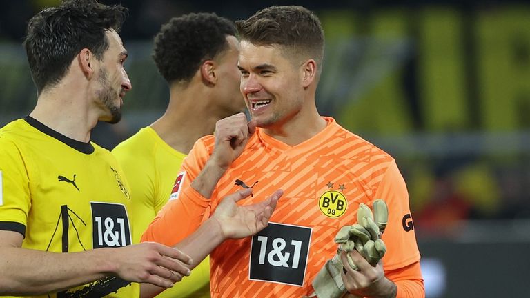 Alexander Meyer (r.) fühlt sich wohl bei Borussia Dortmund.