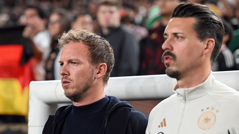 Übernimmt Sandro Wagner bald den Posten von Bundestrainer Julian Nagelsmann?