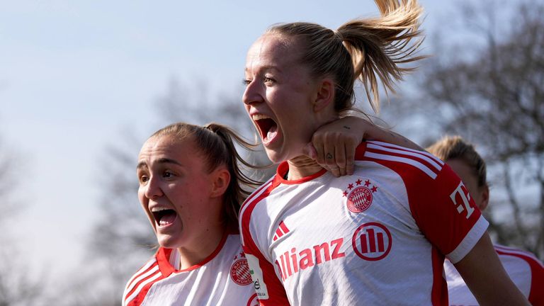 Die Bayern-Frauen gewinnen das Bundesliga-Topspiel gegen Eintracht Frankfurt.