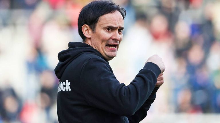 Florian Schnorrenberg ist nicht länger Trainer des VfB Lübeck.