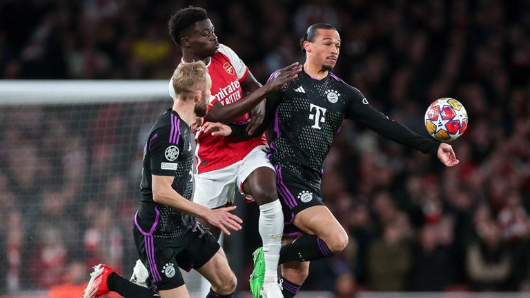Bayern-Star Leroy Sane (r.) steht gegen Arsenal wohl in der Startelf.