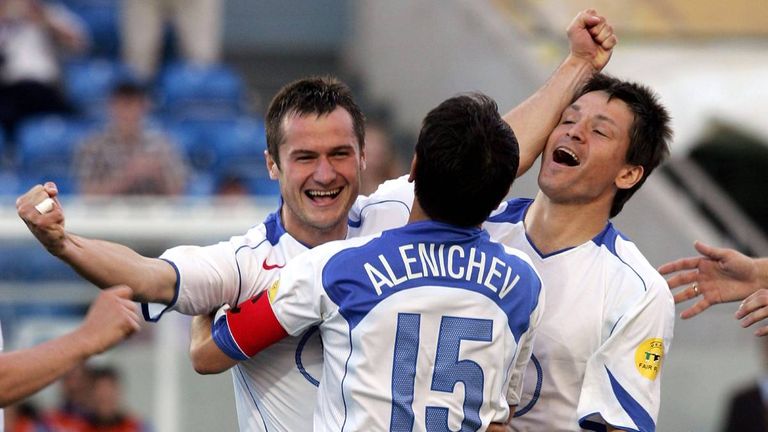 SCHNELLSTES EM-TOR: Bei der EM 2004 traf Dmitri Kirichenko beim 2:1-Sieg von Russland gegen Griechenland bereits nach einer Minute und sieben Sekunden.