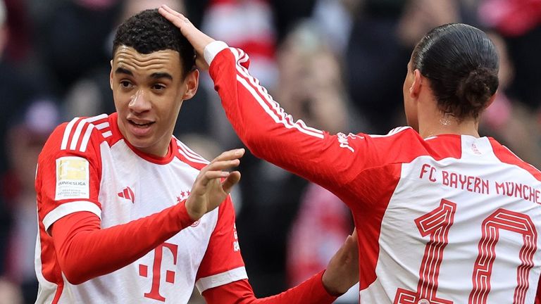 Jamal Musiala (l.) und Leroy Sane stehen dem FC Bayern gegen Real Madrid aller Voraussicht nach zur Verfügung.