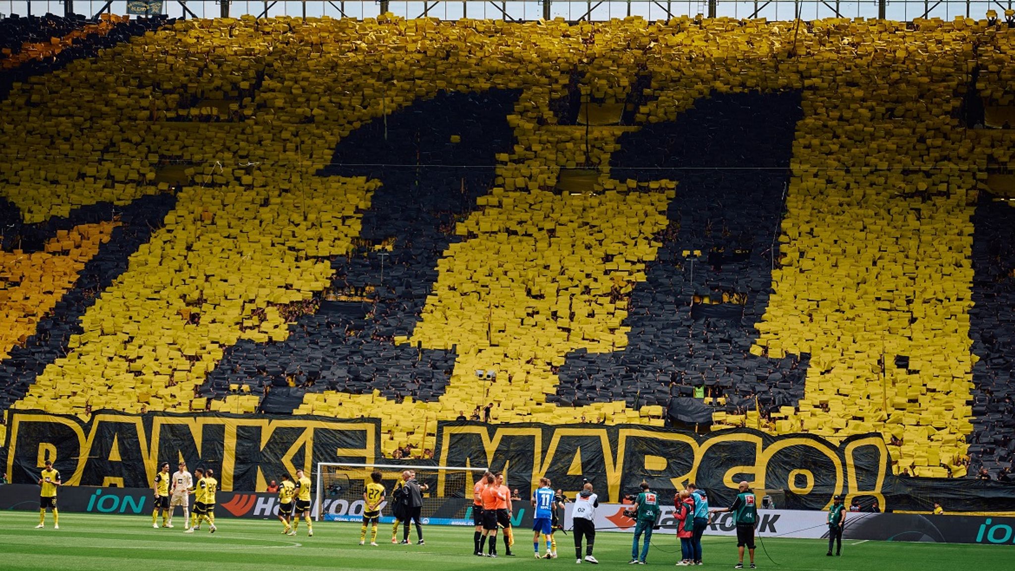 Marco Reus feierte im letzten Heimspiel des BVB seinen Abschied