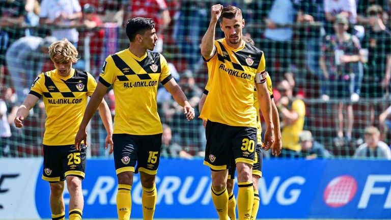 Dynamo Dresden muss trotz des Sieges in Unterhaching ein weiteres Jahr in der 3. Liga spielen. 