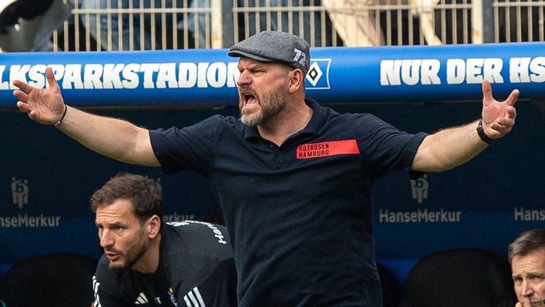 HSV-Trainer Steffen Baumgart war trotz des Derbysieges wütend.