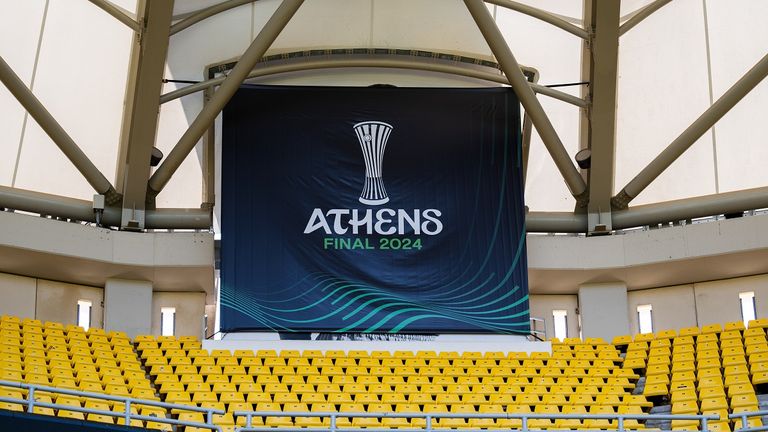 Im Finale der UEFA Europa Conference League in Athen stehen sich Olympiakos Piräus und die AC Florenz gegenüber.