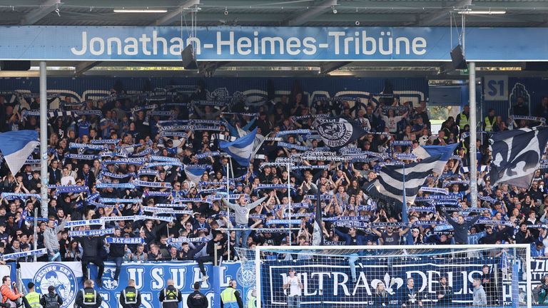 Platz 8: SV Darmstadt 98 im Merck-Stadion am 
Böllenfalltor (4,73 Sterne)