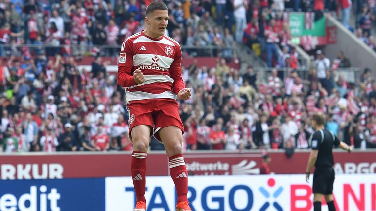 Christos Tzolis fliegt mit Düsseldorf in die Relegation