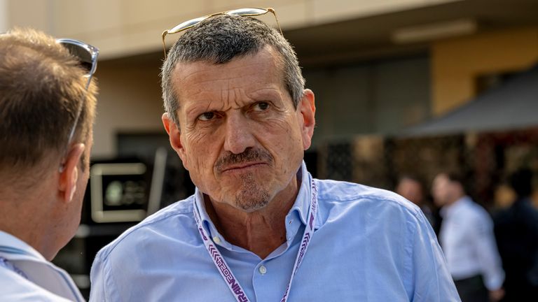 Eine Klage jagt die andere: Ex-Haas-Teamchef Günther Steiner beim Großen Preis von Bahrain.