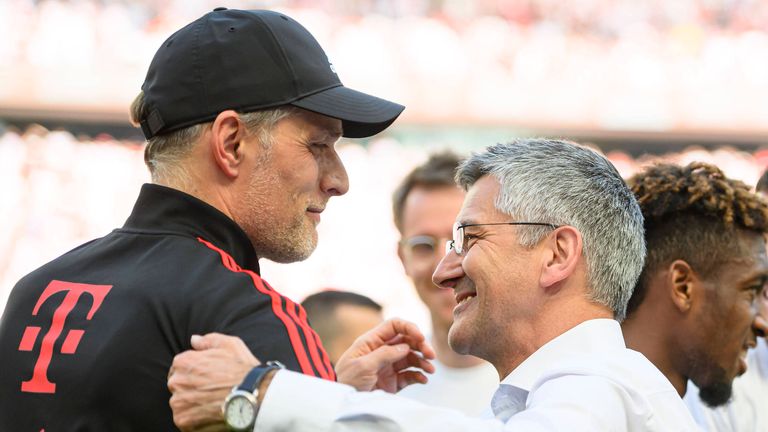 Thomas Tuchel und Herbert Hainer haben sich zu einer mögliche Weiterbeschäftigung des aktuellen Bayern-Cheftrainers geäußert.