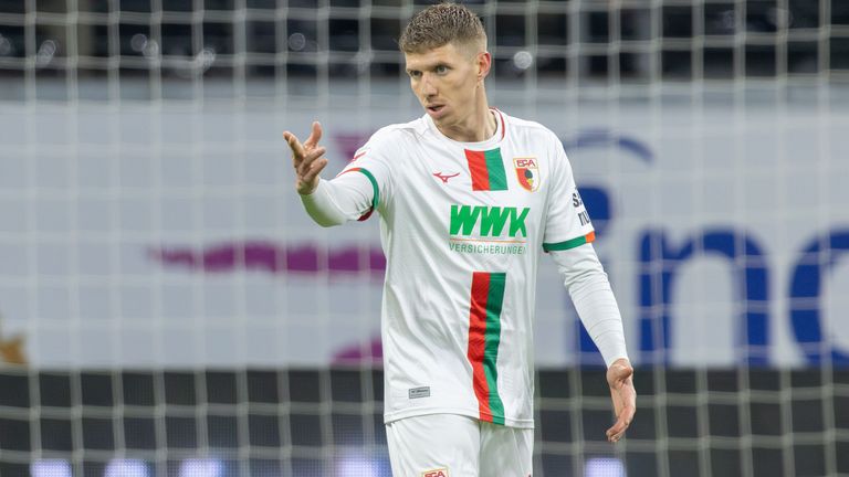 Der FC Augsburg wird die Kaufoption für Kristijan Jakic ziehen.