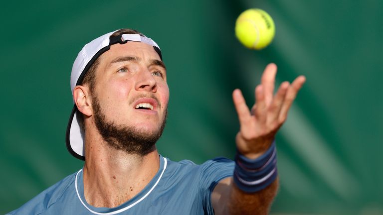 Jan-Lennard Struff ist bei den French Open in die dritte Runde eingezogen.