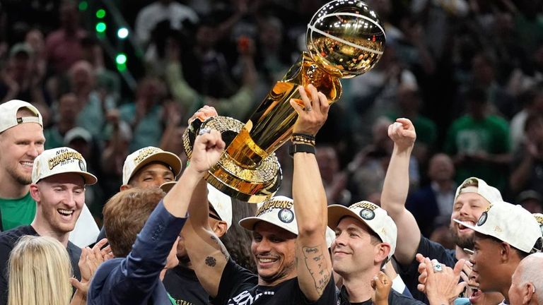 Die Boston Celtics sind nun alleiniger Rekordmeister in der NBA.
