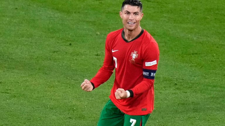 Cristiano Ronaldo spielt am zweiten Spieltag mit Portugal gegen die Türkei.