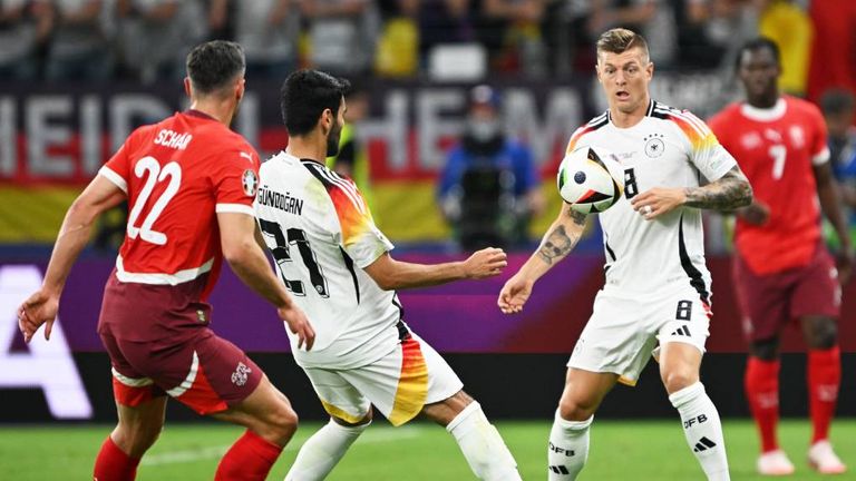 Deutschland und Schweiz spielen um den Gruppensieg.