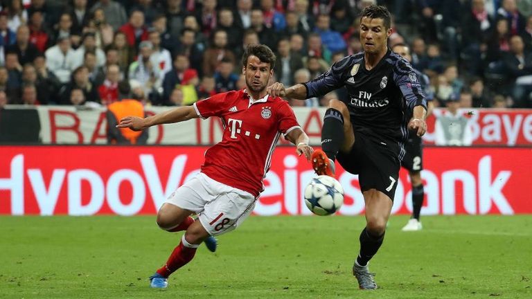 MÜNCHEN (6 Spiele, 5 Tore): Seine Bilanz in der Allianz-Arena kann sich sehen lassen, mit Real Madrid war er in drei von insgesamt vier Spielen in München siegreich. Allerdings gibt es auch eine andere Statistik ...