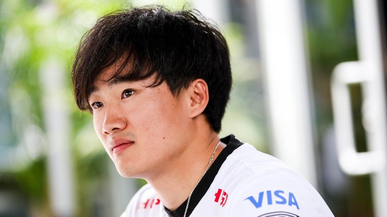 Racing Bulls will mit Yuki Tsunoda verlängern - doch der Japaner möchte am Tisch des Fahrermarkts mitspielen.