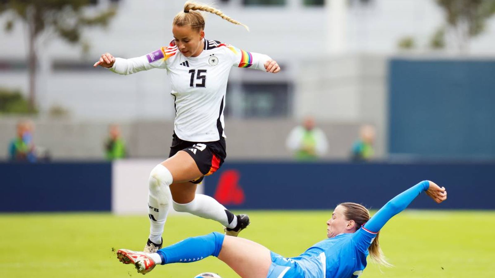 DFB-Frauen verlieren bei der EM-Qualifikation gegen Island mit 0:3