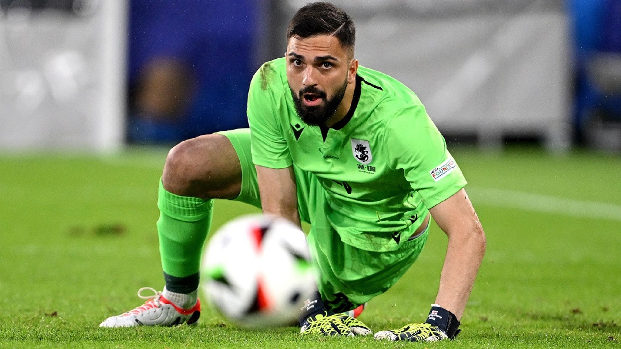 Mamardashvili wechselt von Valencia nach Liverpool Transfer