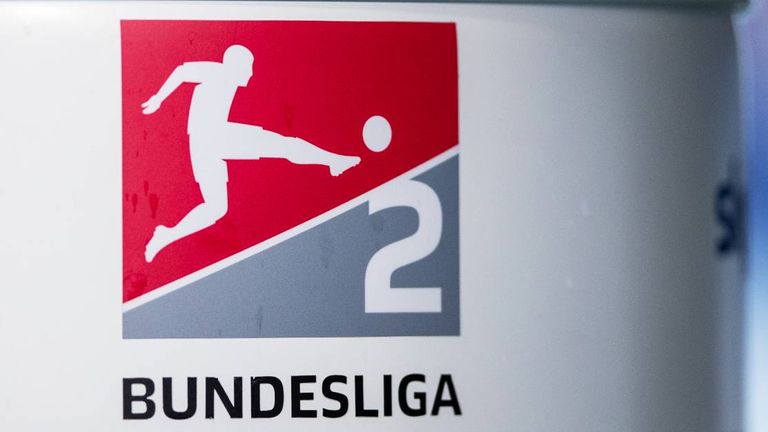 Beim Auftakt der 2. Bundesliga kommt ein besonderer Ball zum Einsatz. 