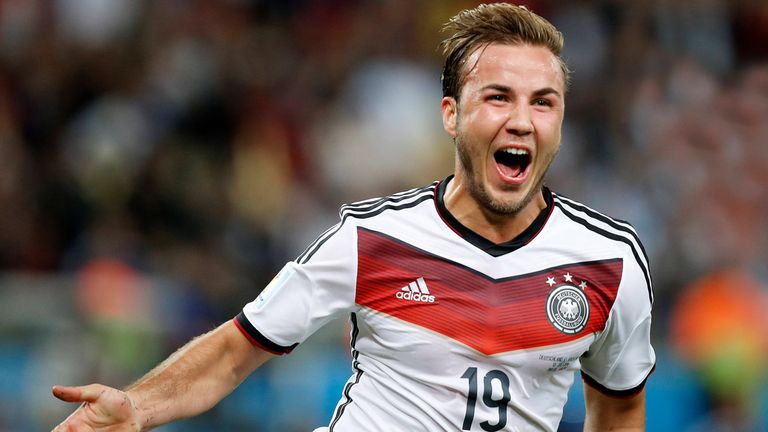 EINWECHSELSPIELER | MARIO GÖTZE (32): Macht ihn immer noch ab und zu, mittlerweile aber für Eintracht Frankfurt. Nach einem Karrieretief ist der Finaltorschütze von Rio wieder etabliert in der Bundesliga. Vertrag läuft bis 2026.